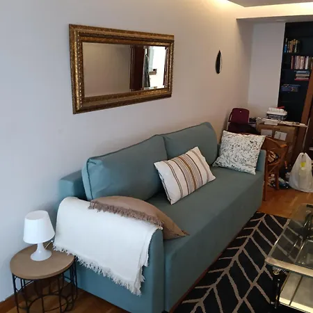 Losada Apartmán *